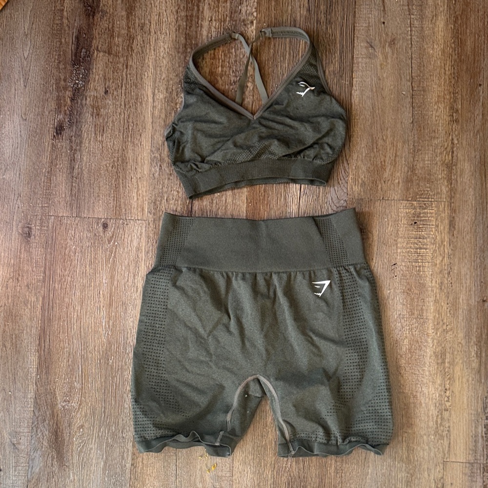 Gym Shark- Green Athletic Sports Bra and Shorts Set